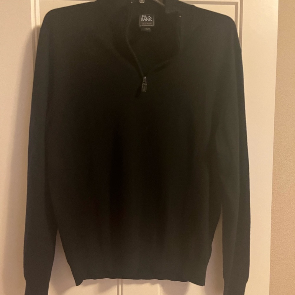 Men’s quarter zip sweater